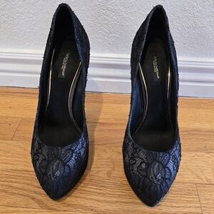 Size 39 Dolce & Gabbana Black Lace Pumps
